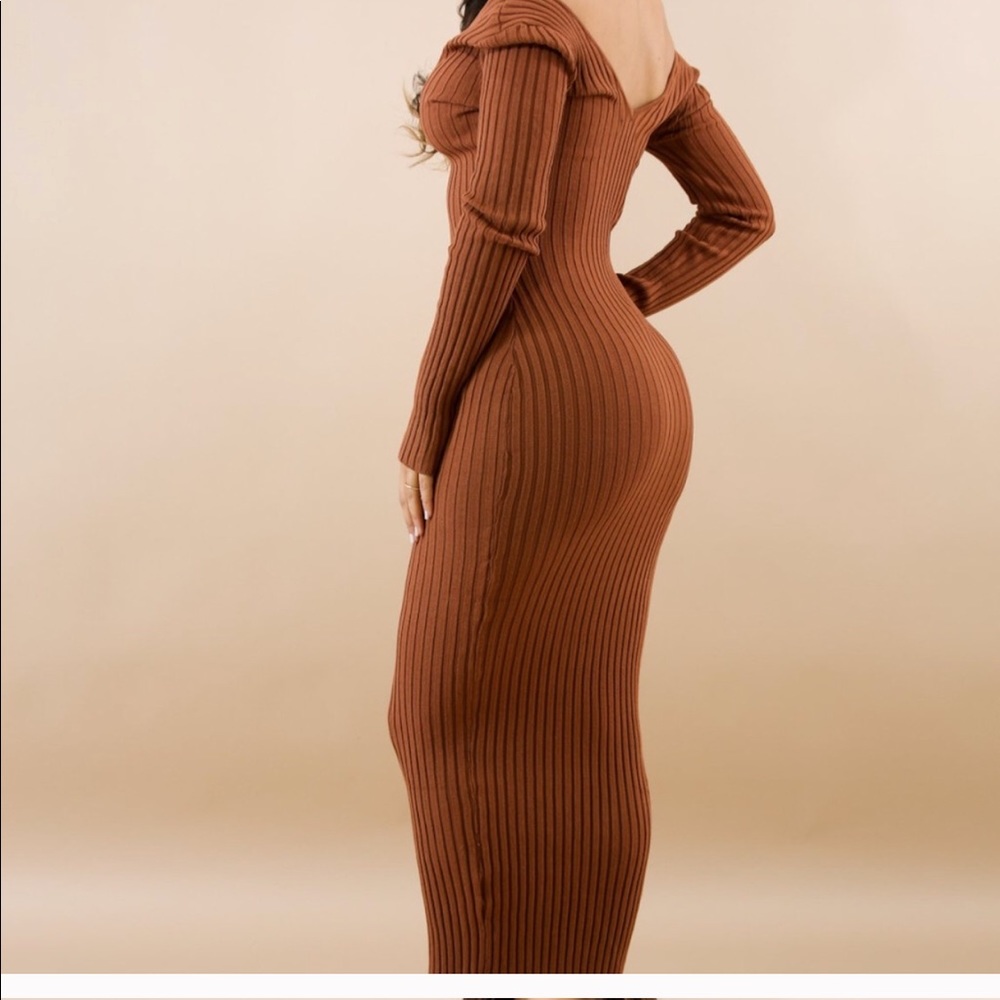 Rust Ribbed Knit Dress - Picture 3 of 4